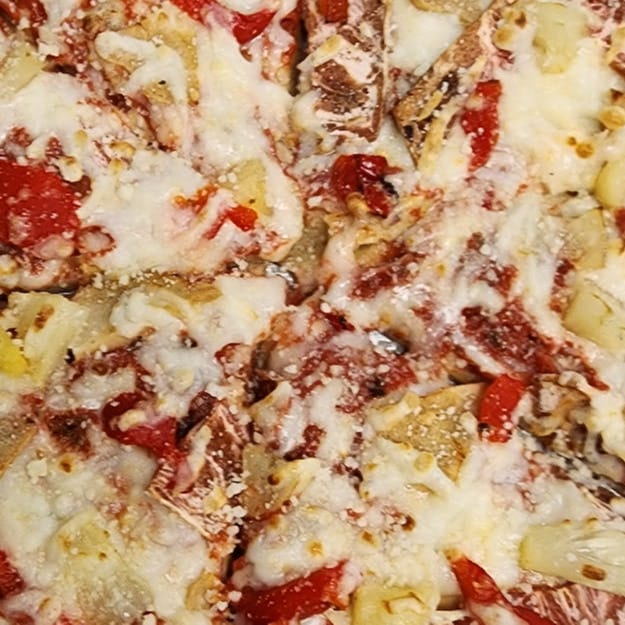 Specialty Hawaiian Pizza (14").