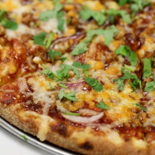 BBQ Chicken Pizza (16").